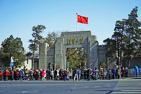 清华大学正门背景图片