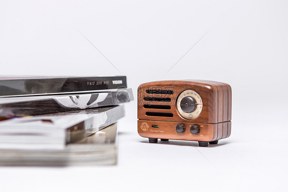 复古收音机品质生活图片