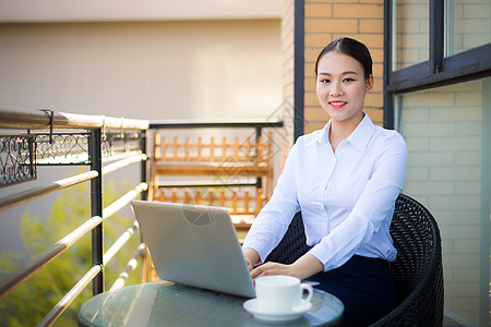 办公室商务女性图片