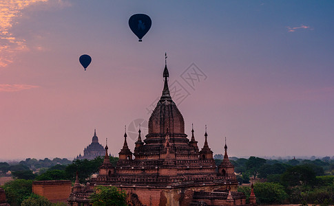 美丽的缅甸佛塔日出高清图片
