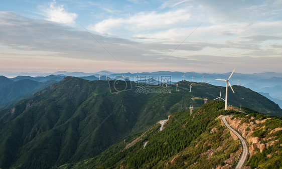 括苍山发电风车图片