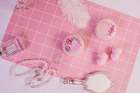 粉色系化妆品系列背景图片