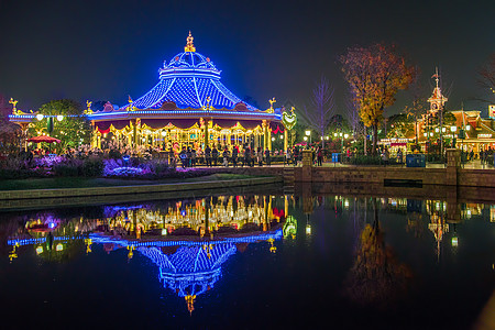 童话王子游乐园夜景旋转木马背景