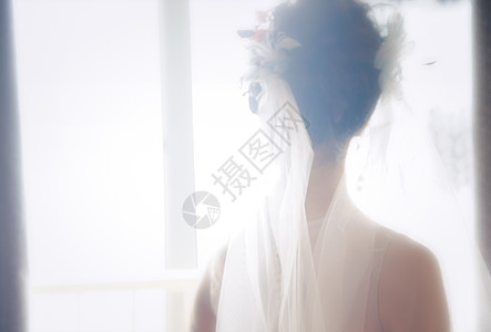 新娘背影背景图片