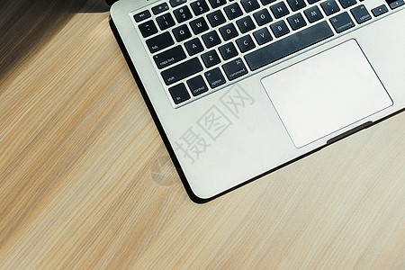 木质桌面电脑键盘留白图片