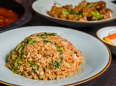 聚餐干杯特色牛杂牛肉炒饭背景