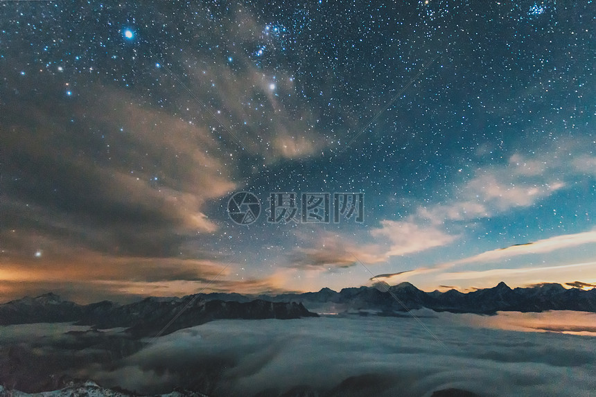 牛背山星空图片