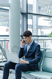 机场候机商务男士办公高清图片