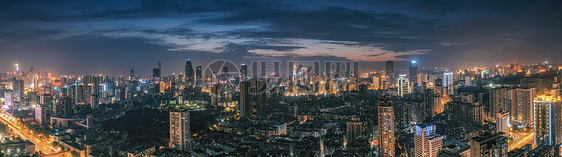 武汉黄昏城市夜景图片