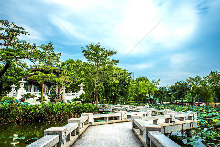 中国风古建筑石板桥背景图片