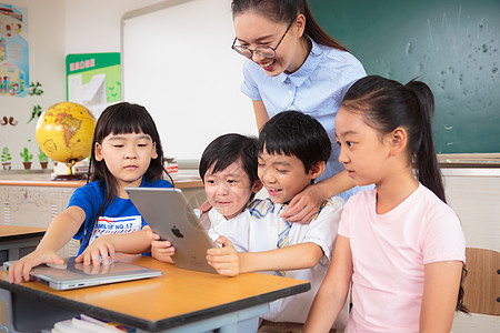 学生教育网络电脑高清图片