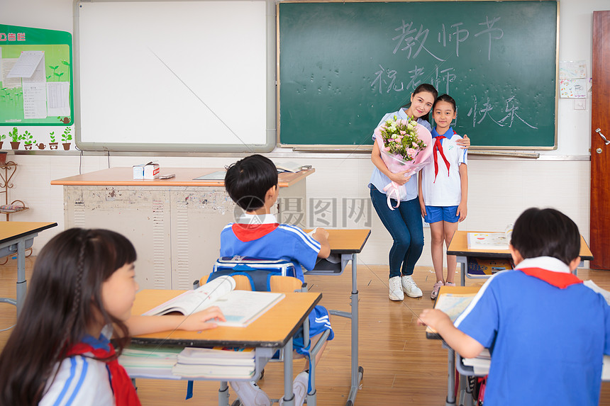 教师节学生礼物图片