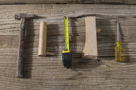 木匠工具和木料图片