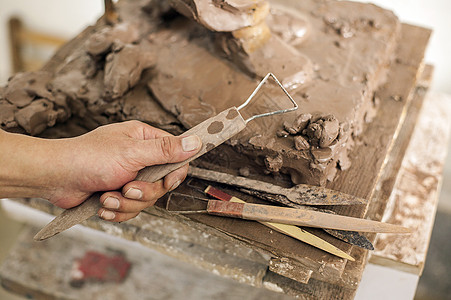 泥雕的工具工艺品雕塑品高清图片