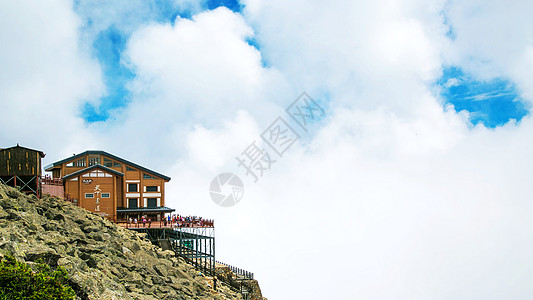 高山星空太白山顶的建筑背景