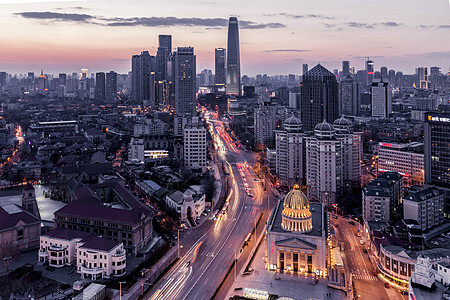 天津夜景车轨如家高清图片