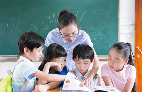 教师节老师与学生图片