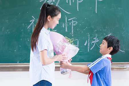 教师节老师与学生图片