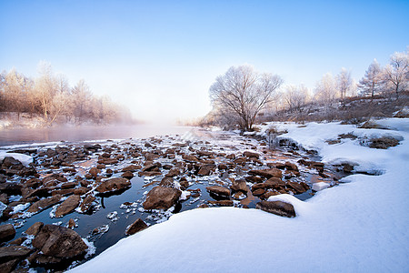 积雪冬天的冰雪风景背景