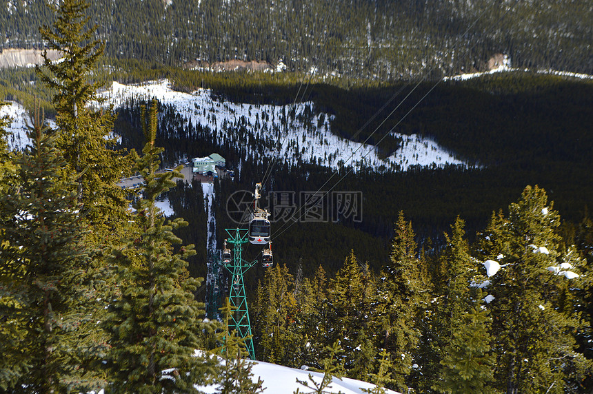 加拿大班夫国家公园雪山自然风光图片