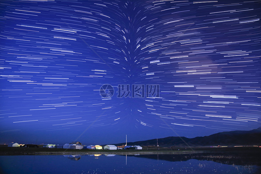 青海湖星轨图片