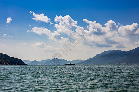 美丽的深圳大海背景图片