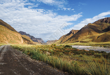祁连山脉旅游目的地自驾高清图片