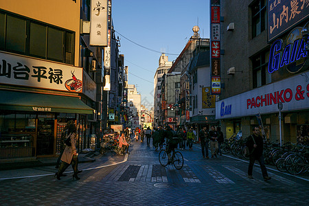 东京购物街景背景