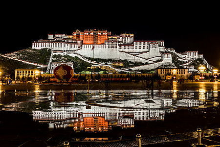 布达拉宫夜景图片