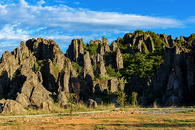 石林山峰地貌风光图片