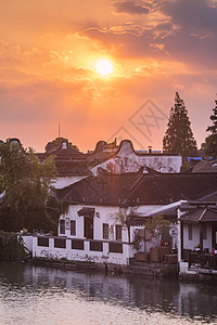 夕阳下的江南古镇小桥流水背景图片