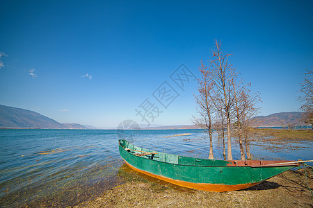 洱海湖畔风光阳光高清图片