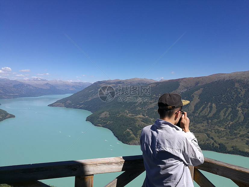 新疆喀纳斯湖观鱼台