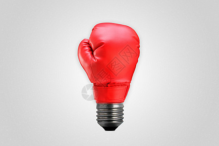 红色拳套灯泡创意合成图片