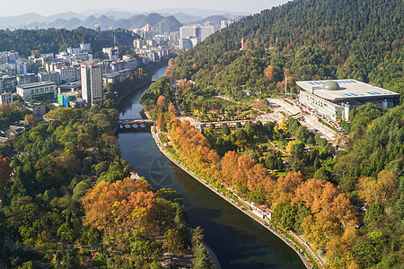 九寨沟秋天航拍遵义城市森林公园背景