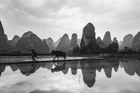 黑白水墨画桂林东山风光背景