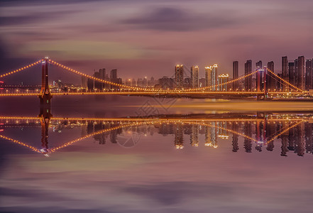 武汉城市风光鹦鹉洲长江大桥夜景倒影图片