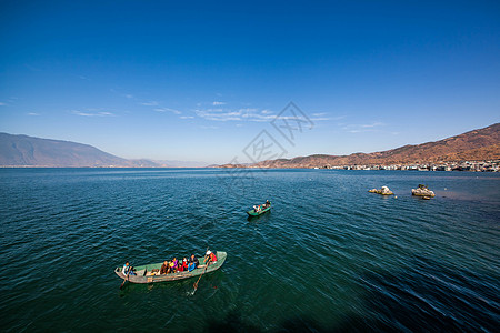 户外徒步大理洱海背景