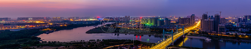 武汉城市夜景古田桥汉江全景接片图片