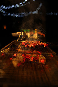 晚上烧烤肉羊肉串高清图片素材