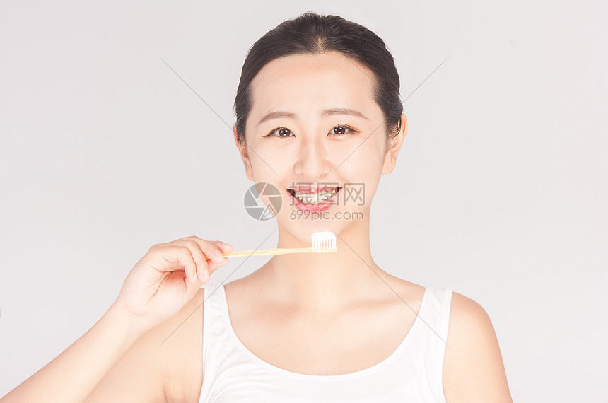 女性口腔护理图片