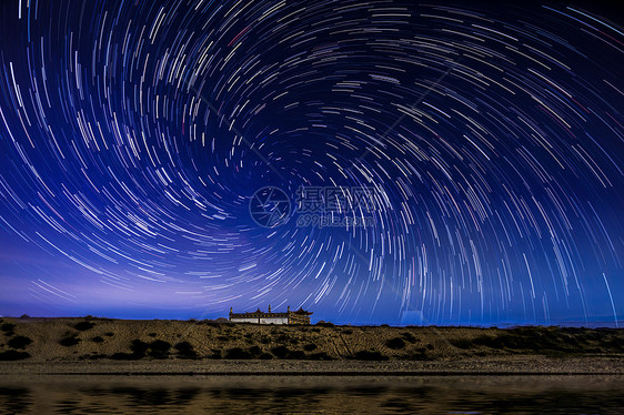 青海湖二郎剑星空图片