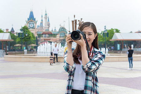 城市旅行女孩相机高清图片