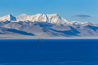 西藏纳木错雪山圣湖图片