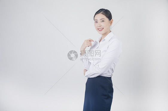 自信的职场女性图片