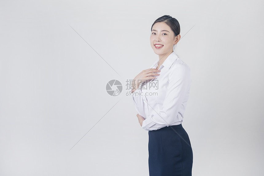 自信的职场女性图片