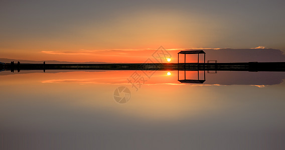 茶卡糊青海茶卡盐湖夕阳倒影背景