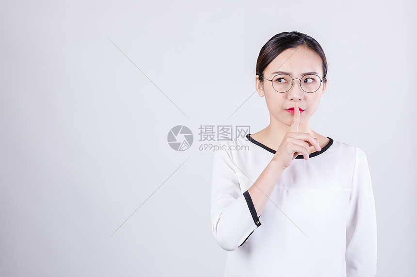 职业女性情绪表演棚拍图片