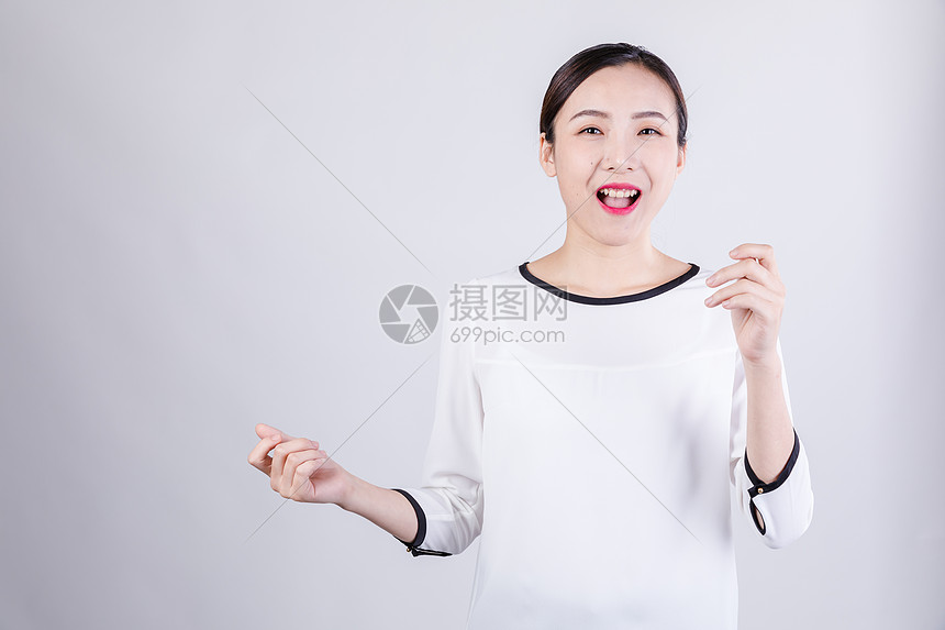 职业女性情绪表演棚拍图片