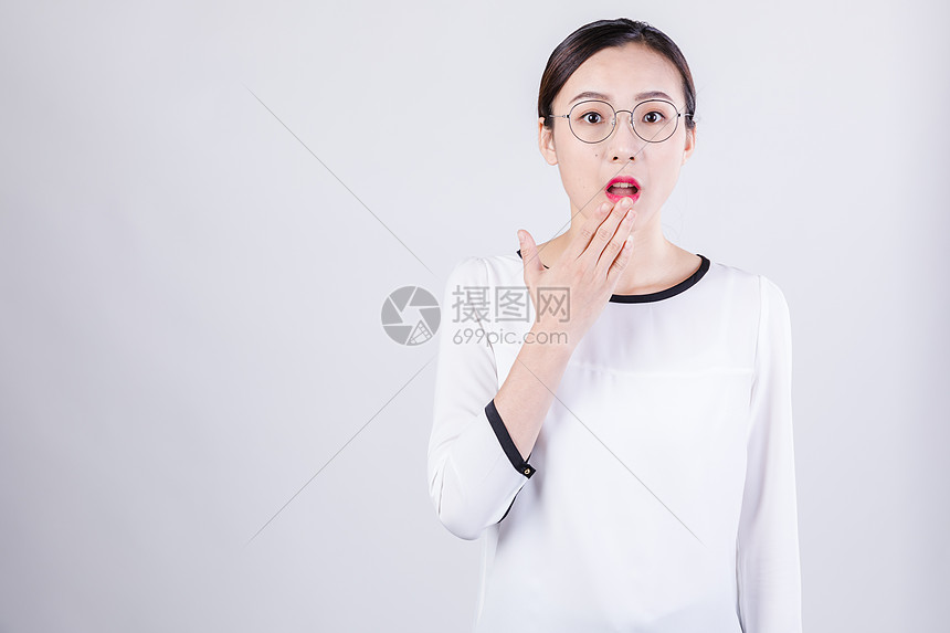 职业女性情绪表演棚拍图片